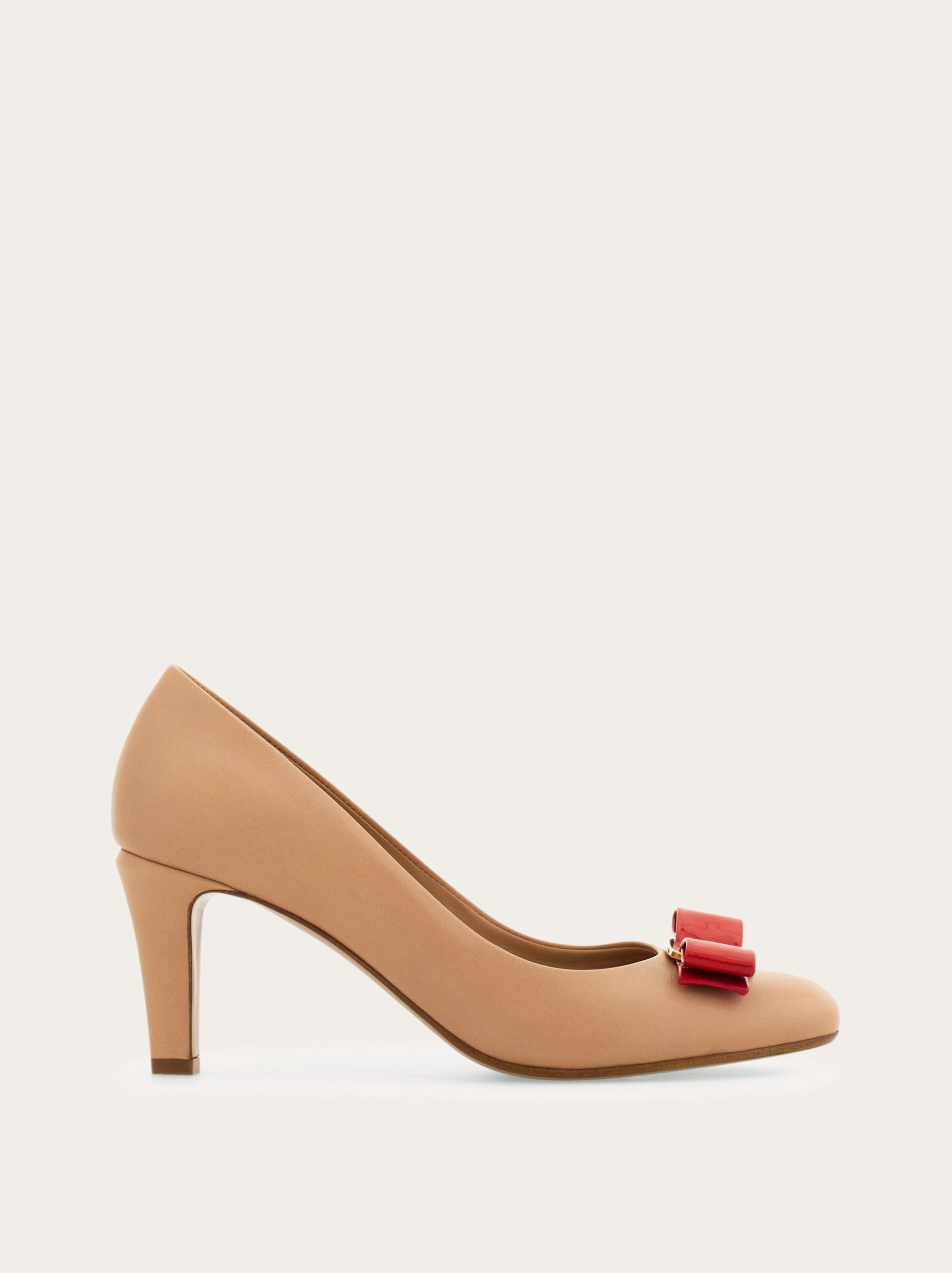 Ferragamo Vara bow pump - Image 1